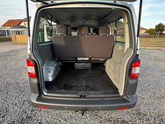Volkswagen T5 Caravelle 2.0 tdi LONG 9 míst NAVI - 12
