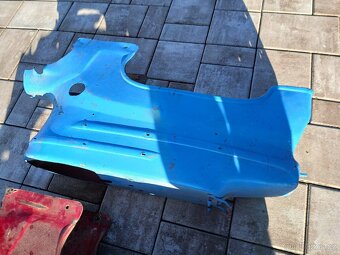 Jawa 50 pionyr - podsedlovy plech - 12