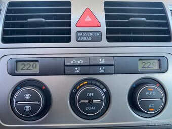 VW Touran 1,9 TDi Serviska, ALU, Tempomat - 12