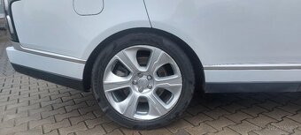 Land Rover Range Rover Autobiography 4.4L SDV8 - 12