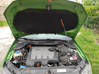Volkswagen Polo - 12