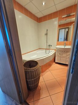 Pronájem pěkného bytu 3+1 v  Třebíči - 12