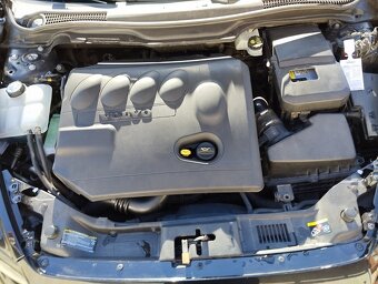 Volvo C30 2.0 100kw - 12