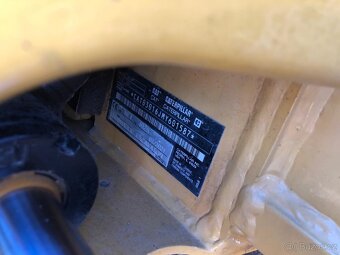 Caterpillar CAT 301.6 - 12