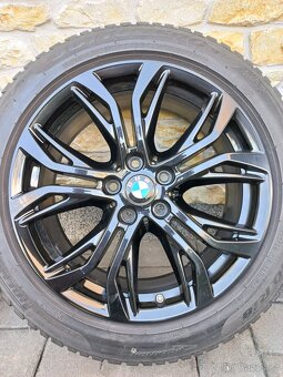 BMW X1 X2 zimní sada 18 Styling 566 Pirelli 225/50 - 12