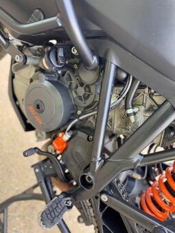 KTM Adventure 1050 - 12