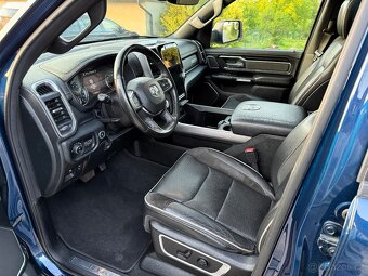 DODGE RAM 1500  LARAMIE LPG HEMI - 12