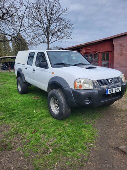 Nissan navara D22 double cap 2.5l - 12
