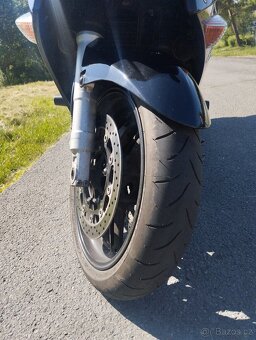 Yamaha FJR 1300 r.v.2010 - 12