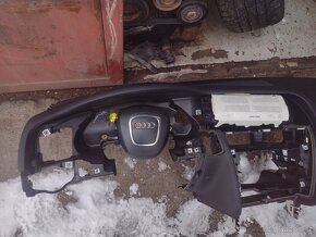 Airbagova sada s palubní deskou Audi A4 b8,a5 - 12