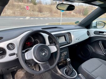 VW New Beatle 1.2 77kW, uj 108tis, 2016, 2.maj. AC - 12