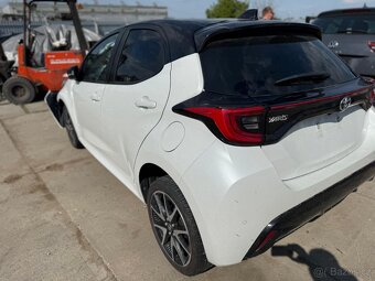 Toyota yaris 1.5i Dynamic Force 2022 motor start - 12
