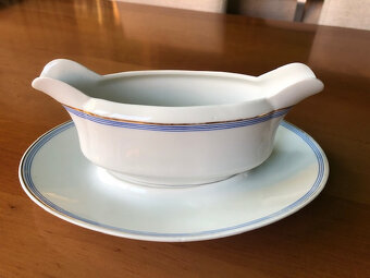 Porcelánový servis (12 + 2 dílů) - 12