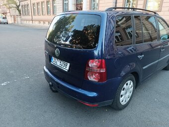 Volkswagen Touran 1.6i LPG. 2007. - 12