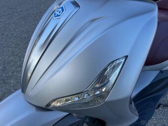 Prodám PIAGGIO BEVERLY 350 - 12