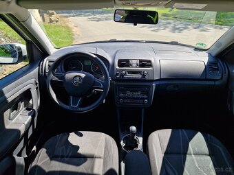 Škoda Roomster 1,4 16 V 63 KW, najeto pouze 31 tis. digikli - 12