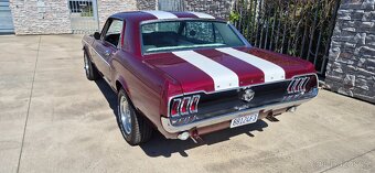 Ford Mustang 1967 V8 Manual - 12