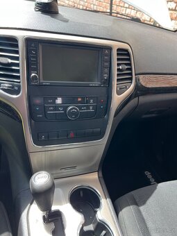 JEEP GRAND CHEROKEE 3.0 CRD LAREDO CZ PŮVOD - 12