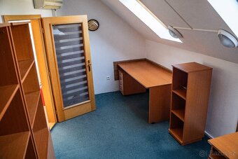 Komerční dům k pronájmu - 12