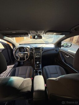 Hyundai i30 kombi - 12