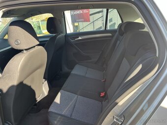 Volkswagen Golf 1,2 TSi Serviska, Tempomat, AC - 12