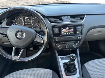 ŠKODA OCTAVIA 3 1.2 63kw 10/2016 naj. 128TKM - 12