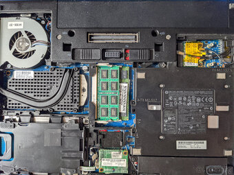 HP EliteBook 8460p, i5, 8, 256 - 12