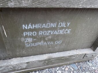 Vojenské armádní dřevěné bedny - 12