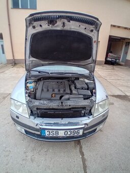 Škoda Octavia 2,  1.9 tdi,  77 kw - 12