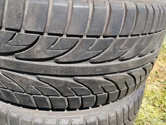 Litá kola s pneumatikami 205/50 R15 - 12