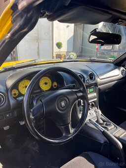 Mazda Mx-5 1.6i 81kw edice California - 12