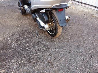 Piaggio mp3 500 LT ABS,ASR cz doklady v ceně šedá - 12