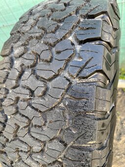 Prodám jednu ofroud pneumatiku  BFGoodrich All Terrain T/A K - 12