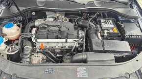 Volkswagen Passat - 12