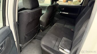 TOYOTA HILUX - NA PREDAJ - 12
