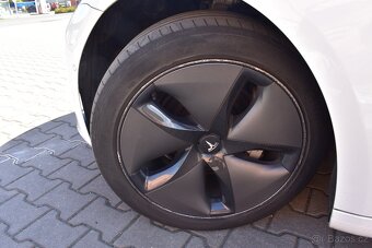 Tesla Model 3 Long Range Dual Motor - 12