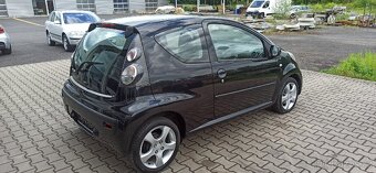 Citroen C1 1.0 50 Kw Benzín - 12