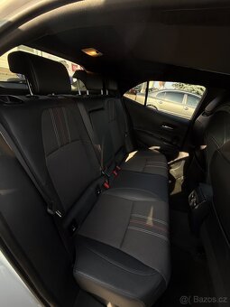 Toyota Corolla GR Sport Hybrid 2.0, 2020 - 12