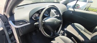 Peugeot 207, 1.4 VTi 70kW Rok výroby: 5/2011 - 12