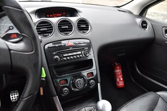 Peugeot 308 CC 2.0 HDi 6st,KŮŽE,KLIMA,TEMP,VÝHŘEV,VENTILACE - 12