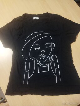 Mix dámského oblečení - 12