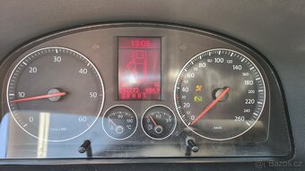 VW Touran 2.0 TDI 103 kW BKD PD, DSG - 12