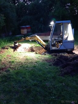 Yanmar B 17 bagr - 12