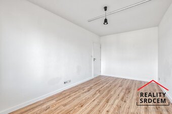 Pronájem zrekonstruovaného bytu 3+1 s lodžií, 73 m2, ul. Jiř - 12