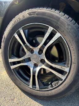 Alfa Romeo 147 1.9 jtd, r. v. 2005 - 12