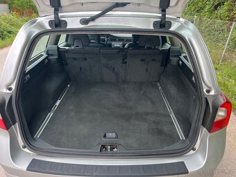 Volvo V70 2.0T, prav. servis, nové pneu, nová STK - 12