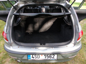Alfa Romeo 147 1.9 jtd 16V - 12