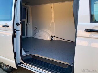 Volkswagen Transporter T5 - 12