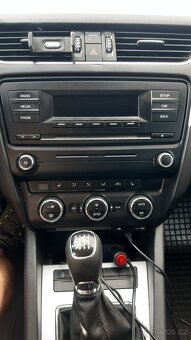 Škoda octavia 2.0 tdi - 12