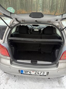 Toyota Yaris - 12